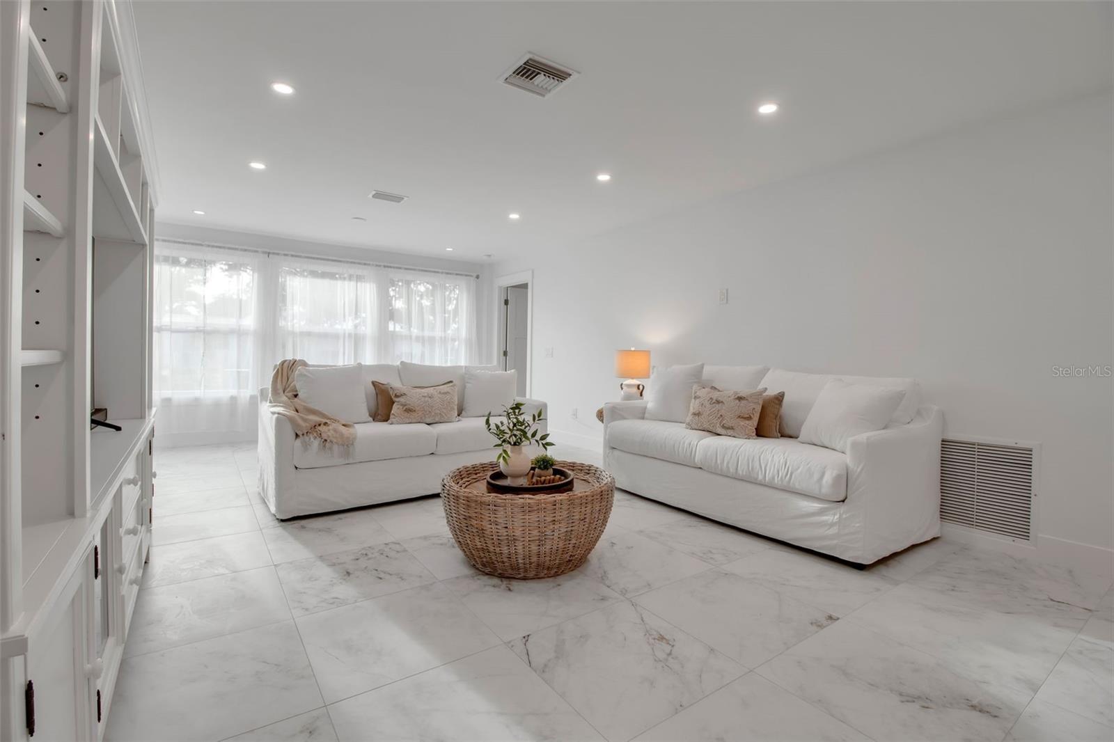 FAIRWINDS VILLAGE 2 - Residential