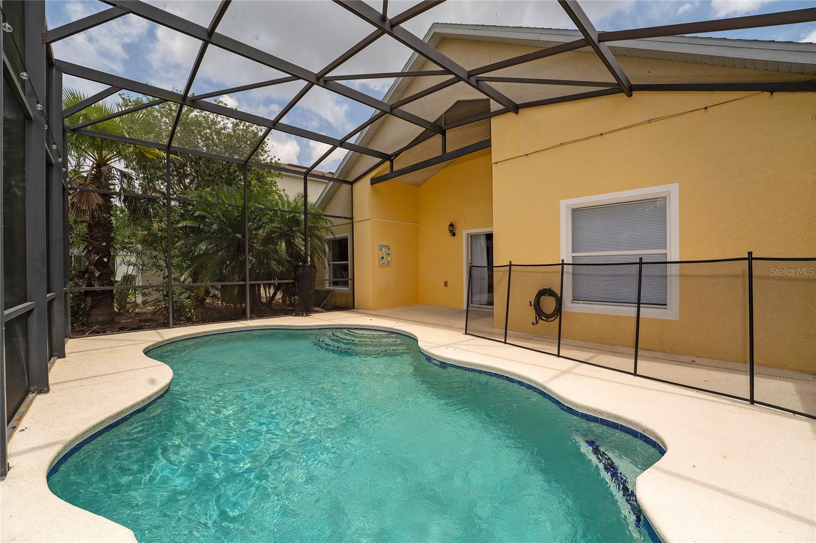 CRYSTAL COVE RESORT - Residential