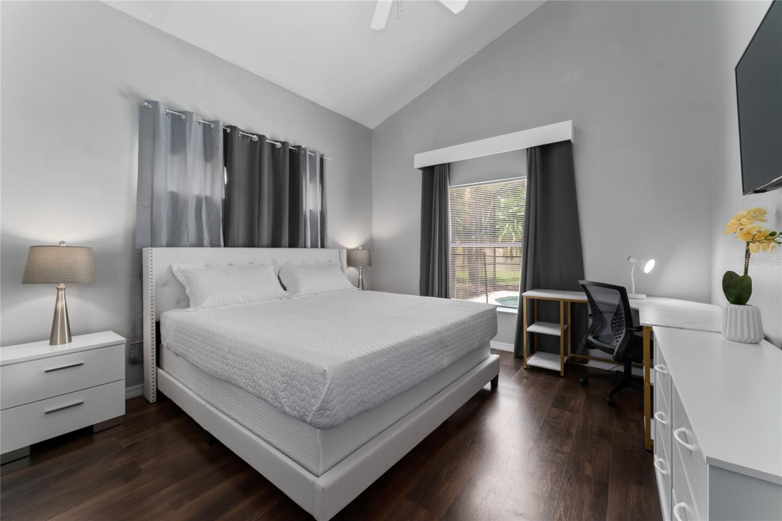 CRYSTAL COVE RESORT - Residential