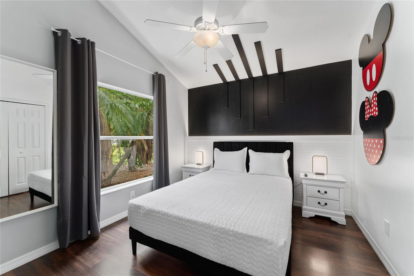 CRYSTAL COVE RESORT - Residential