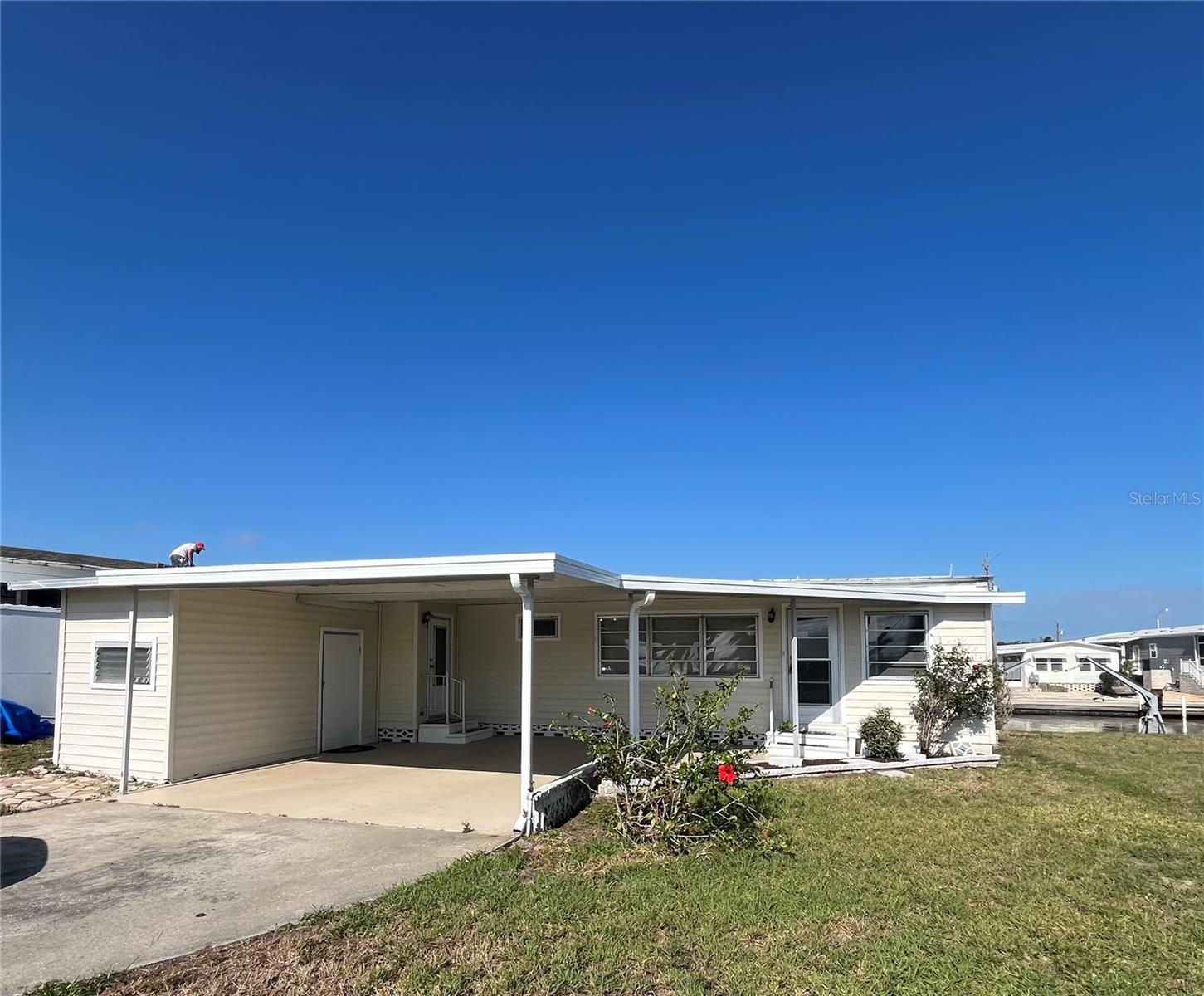 TROPIC ISLES MOBILE HOME ESTATES - Residential Lease