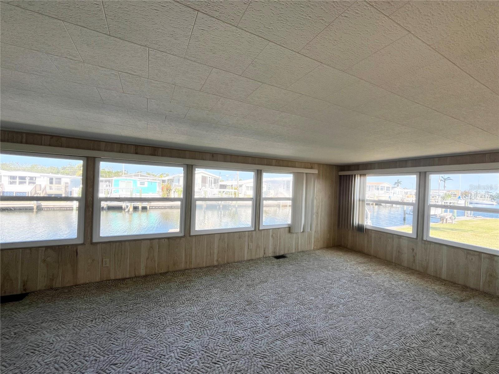 TROPIC ISLES MOBILE HOME ESTATES - Residential Lease