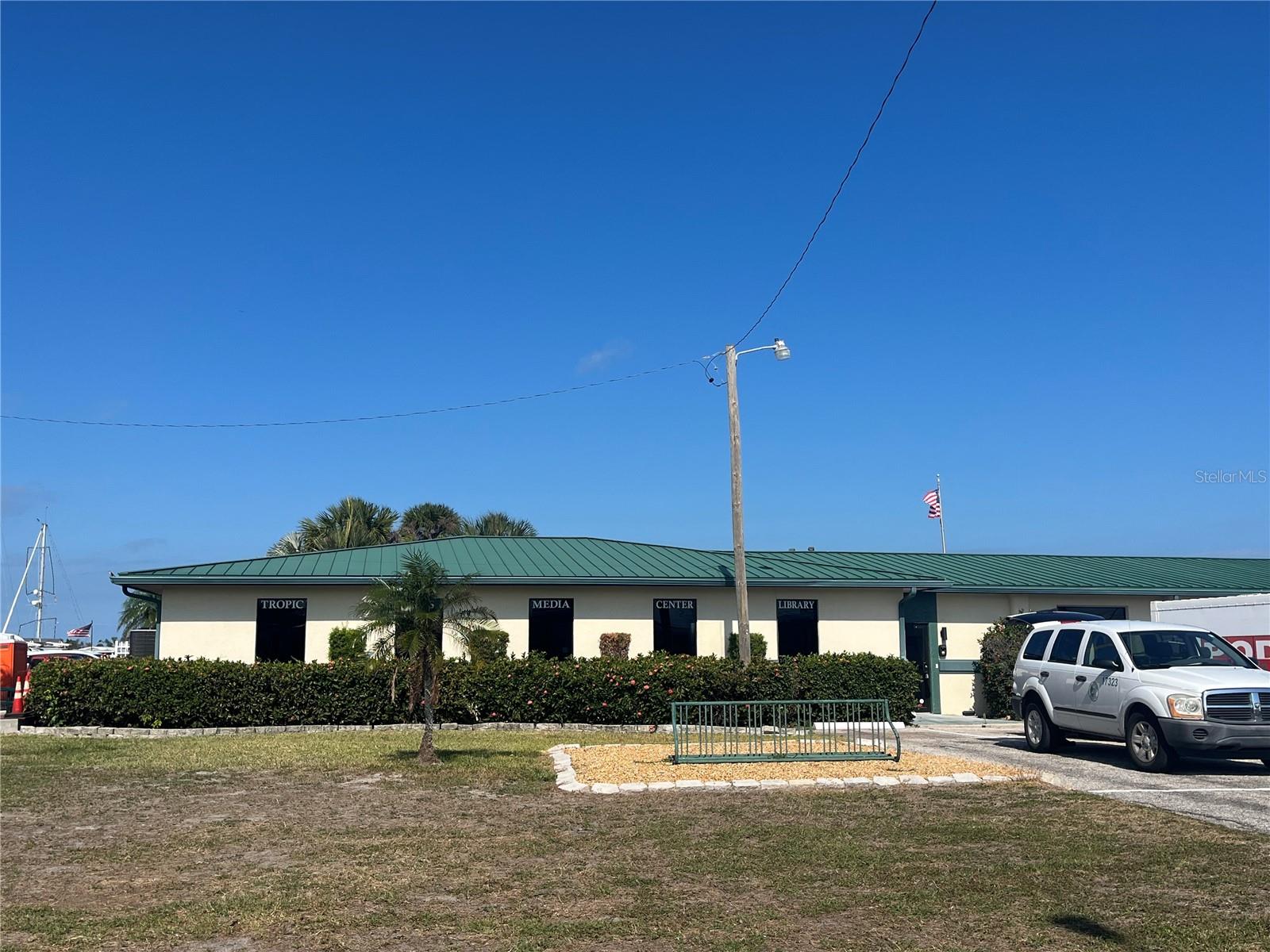 TROPIC ISLES MOBILE HOME ESTATES - Residential Lease