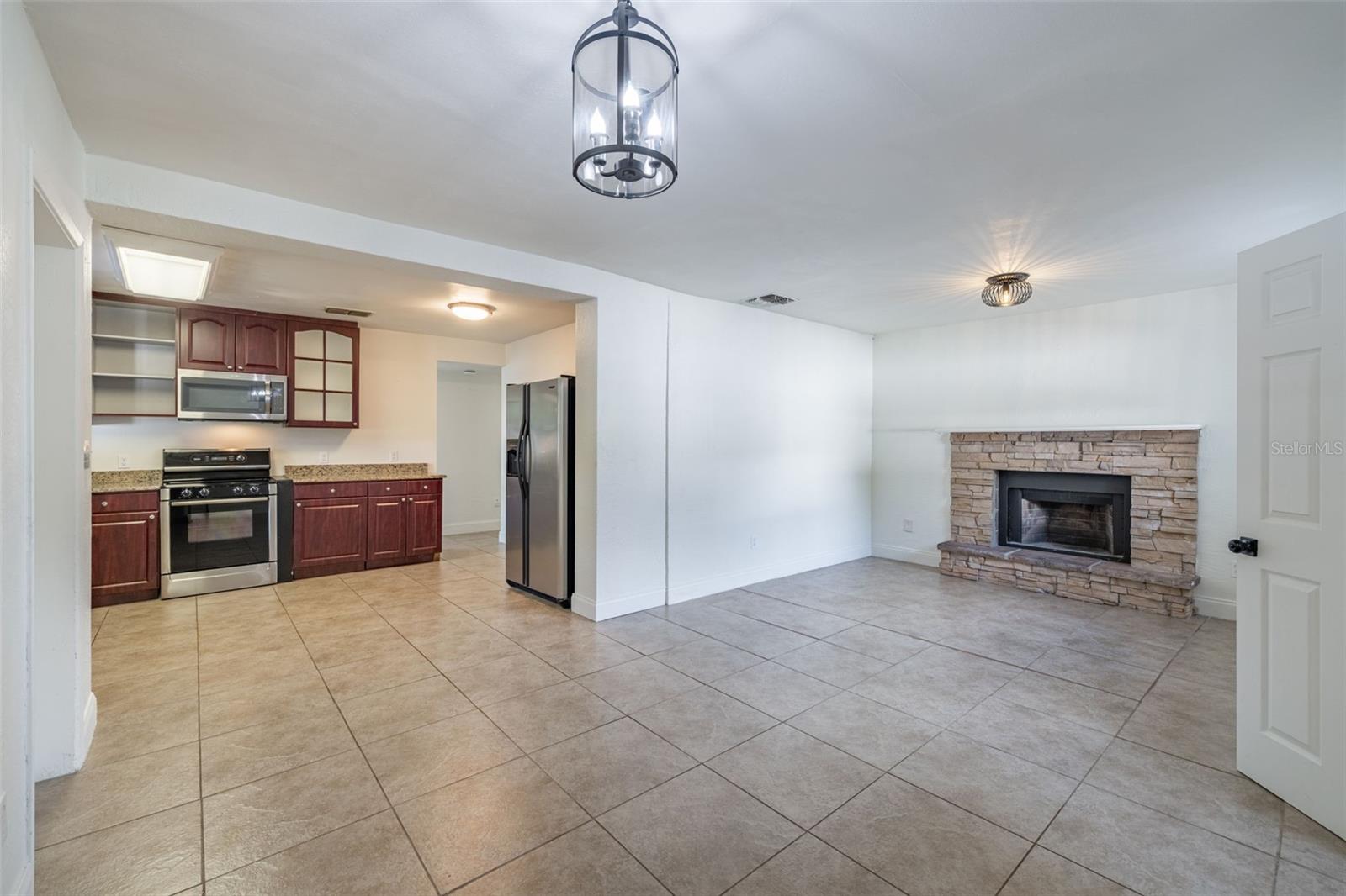 LORENE TERRACE - Residential Lease