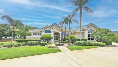 A home in LAKE MARY