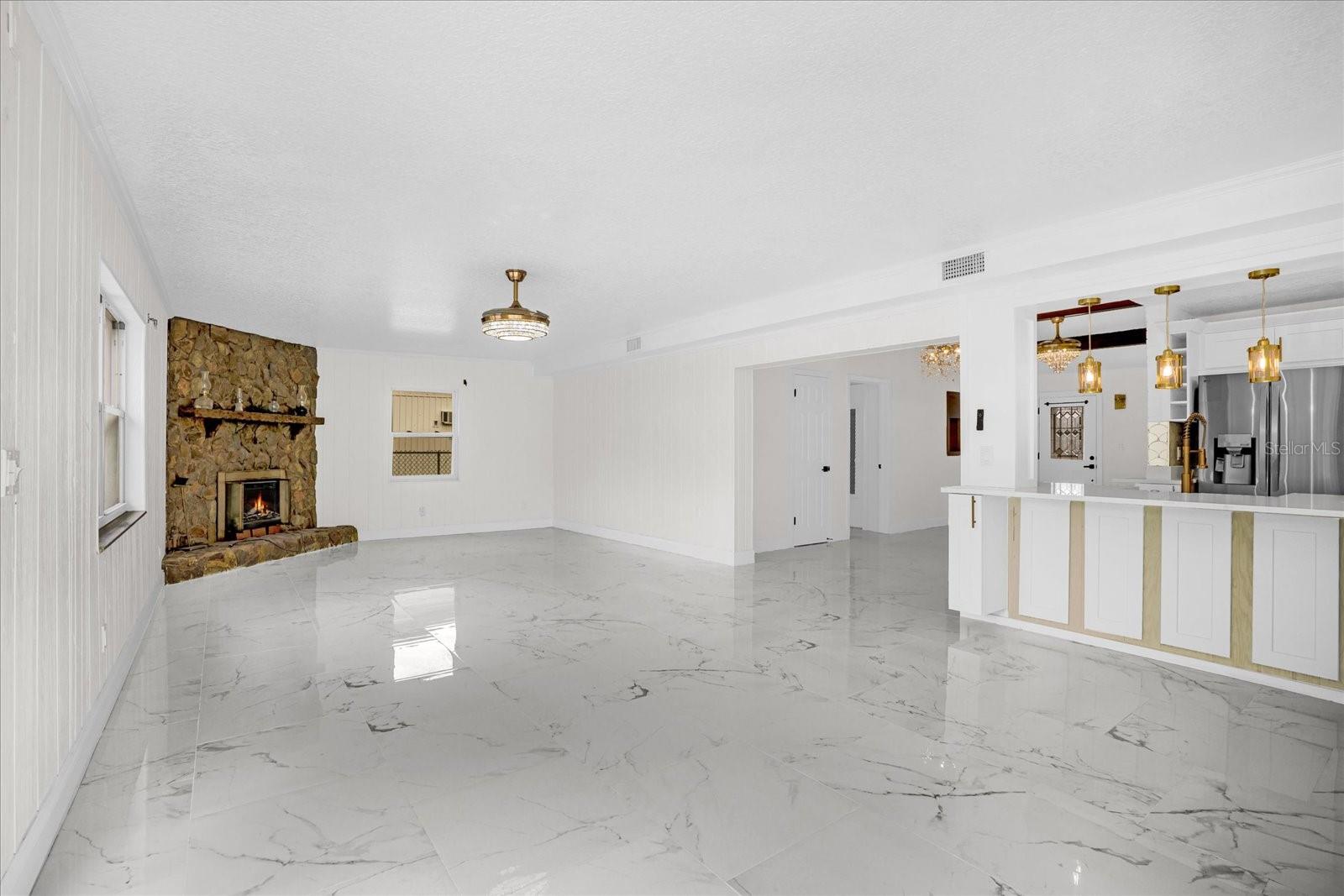 HAMPTON HOMES UNIT 07 - Residential