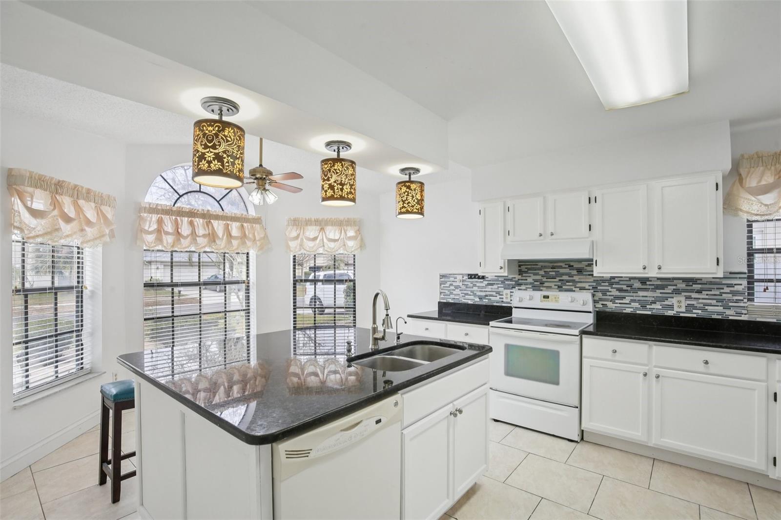 PROVIDENCE LAKES UNIT 111 PHAS - Residential