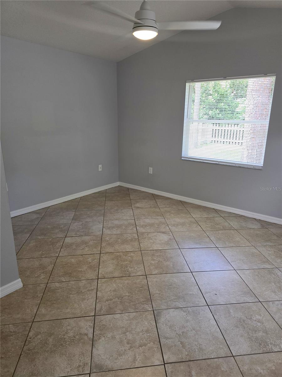 SHADOW OAKS - Residential