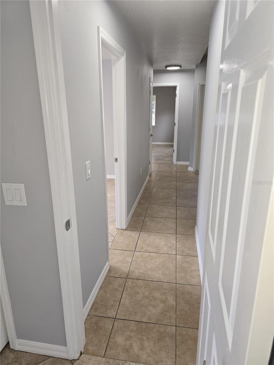 SHADOW OAKS - Residential