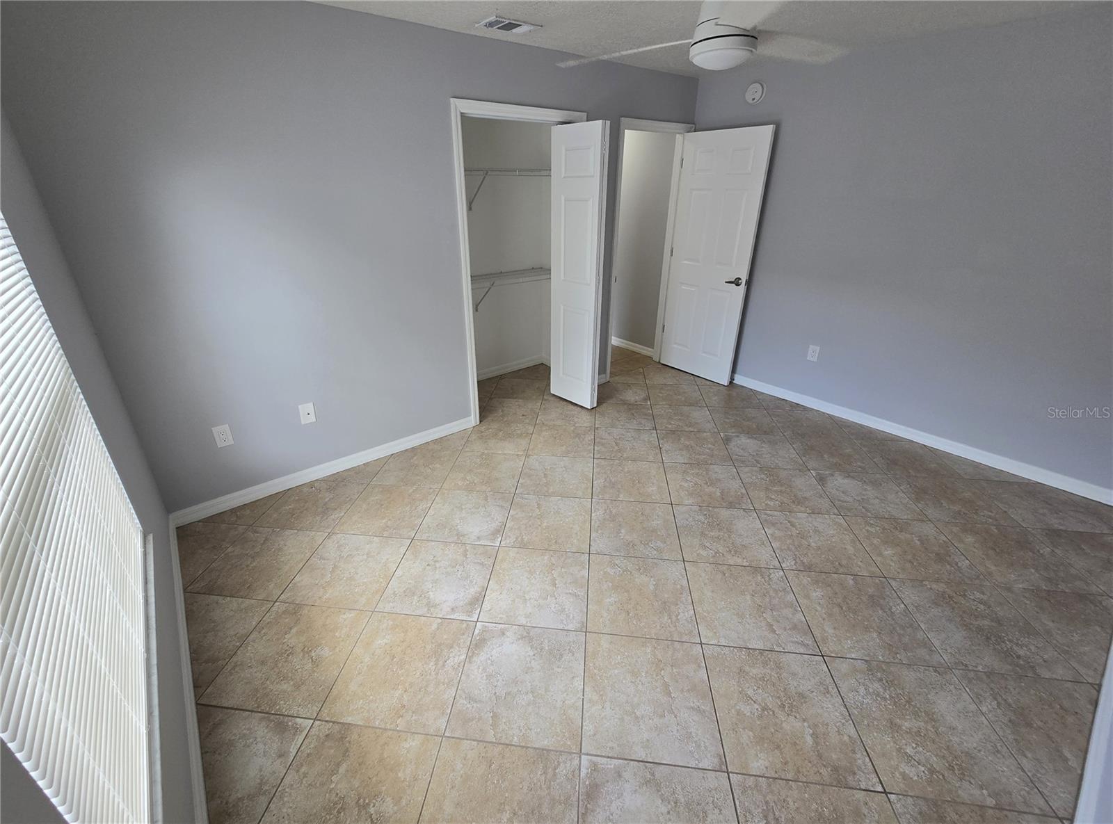 SHADOW OAKS - Residential