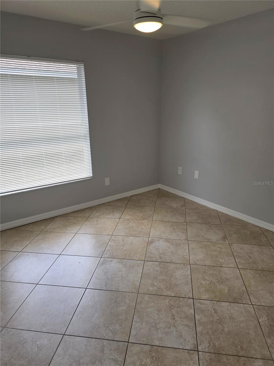 SHADOW OAKS - Residential