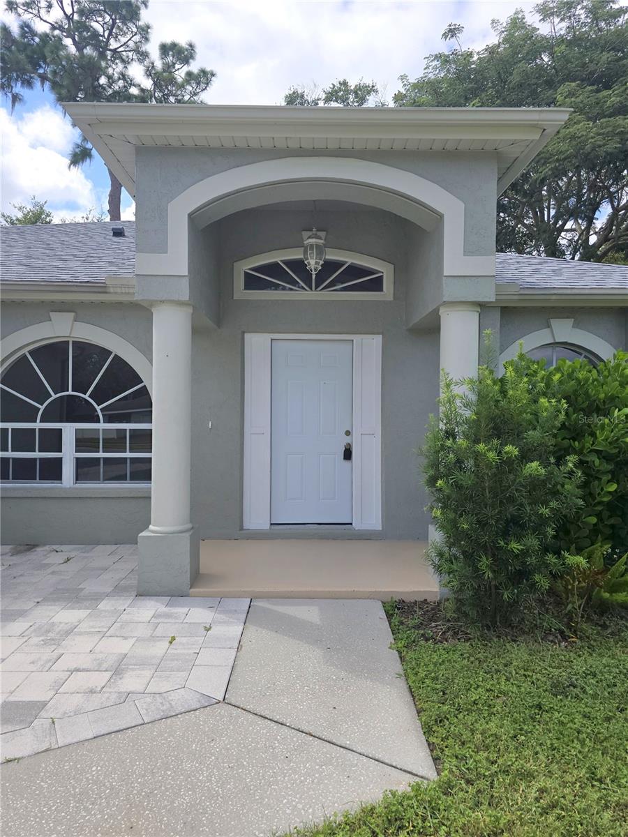 SHADOW OAKS - Residential