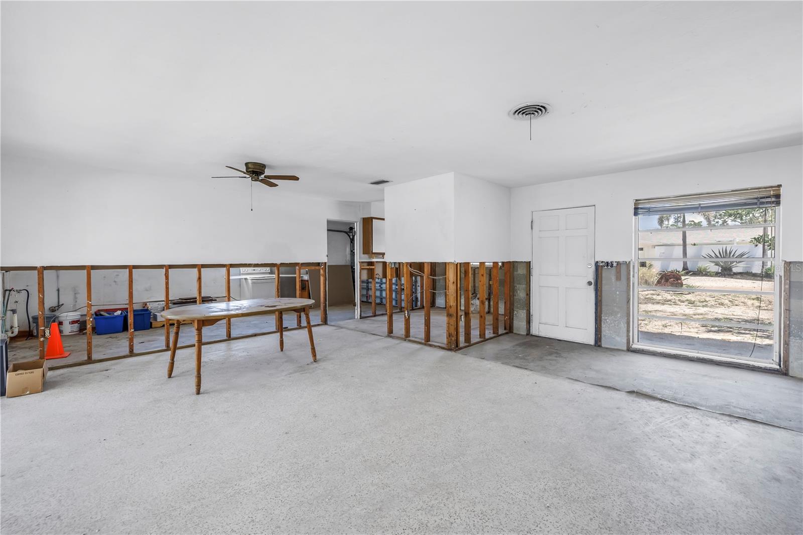 SIESTA MANOR SEC 2 - Residential