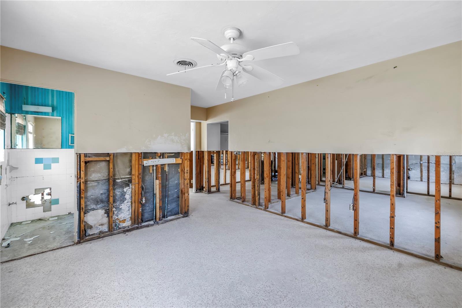 SIESTA MANOR SEC 2 - Residential