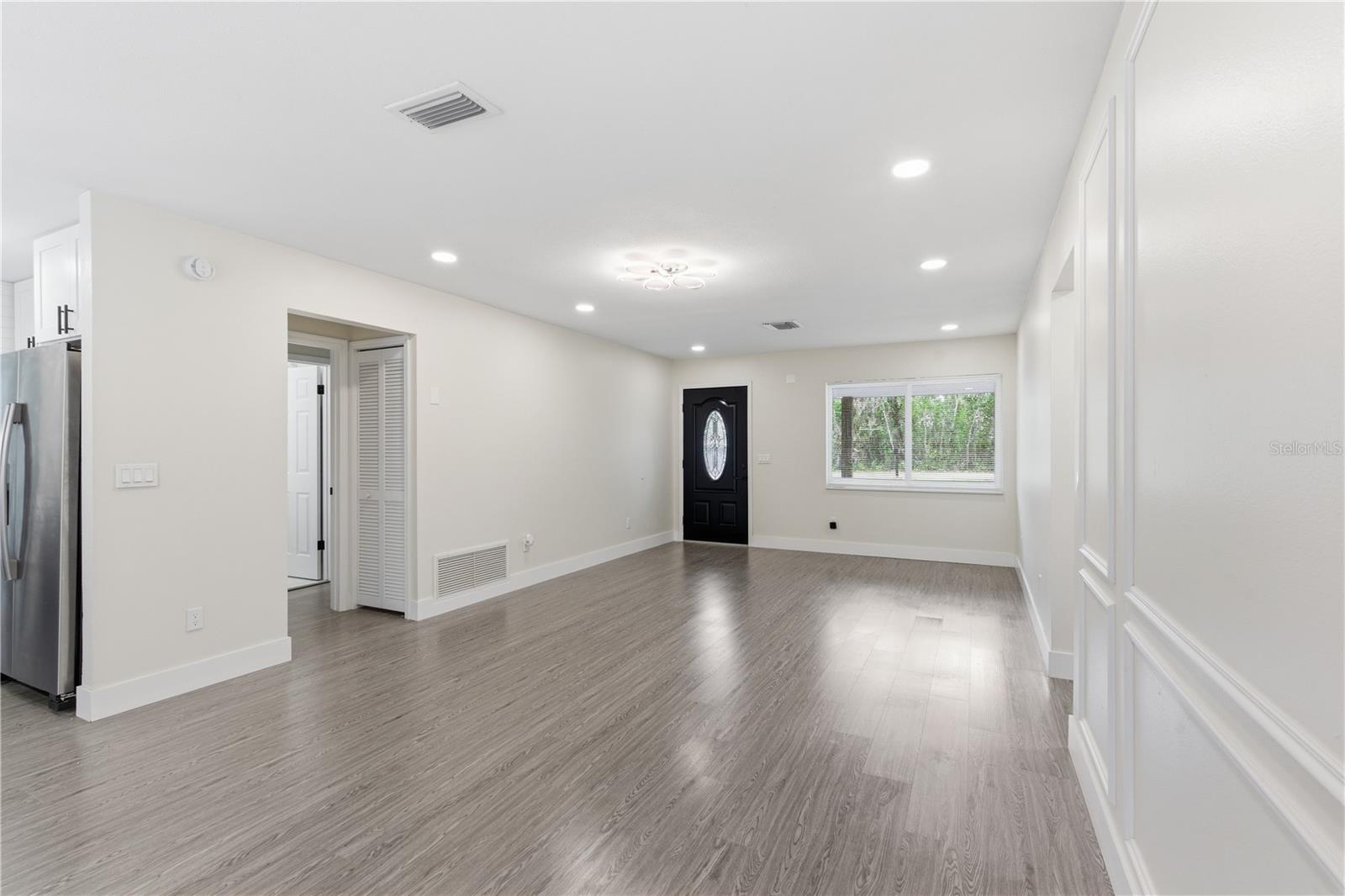 SPRING HILL - Residential