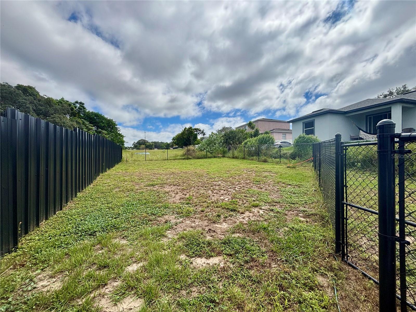 LAKE VIEW SUB - Residential Lease