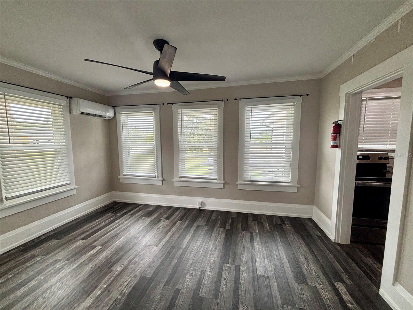 LAKE VIEW SUB - Residential Lease