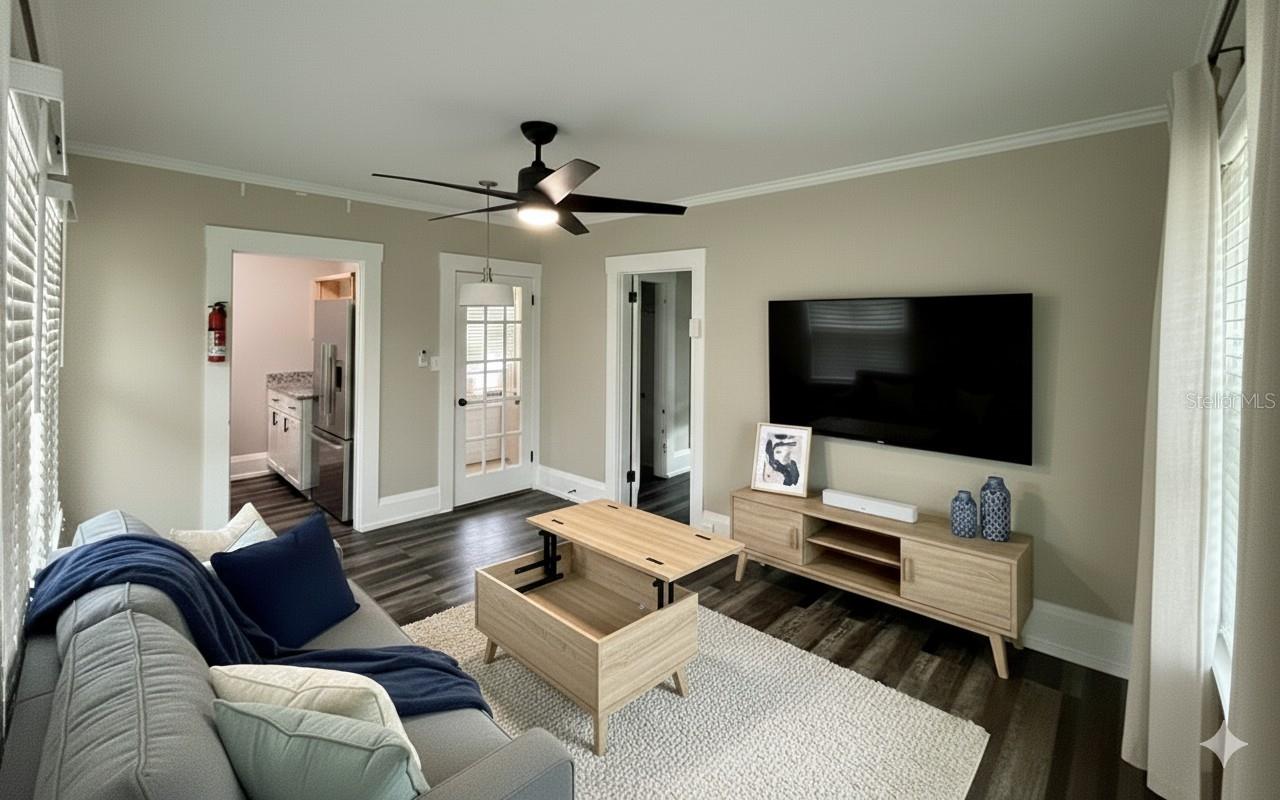 LAKE VIEW SUB - Residential Lease