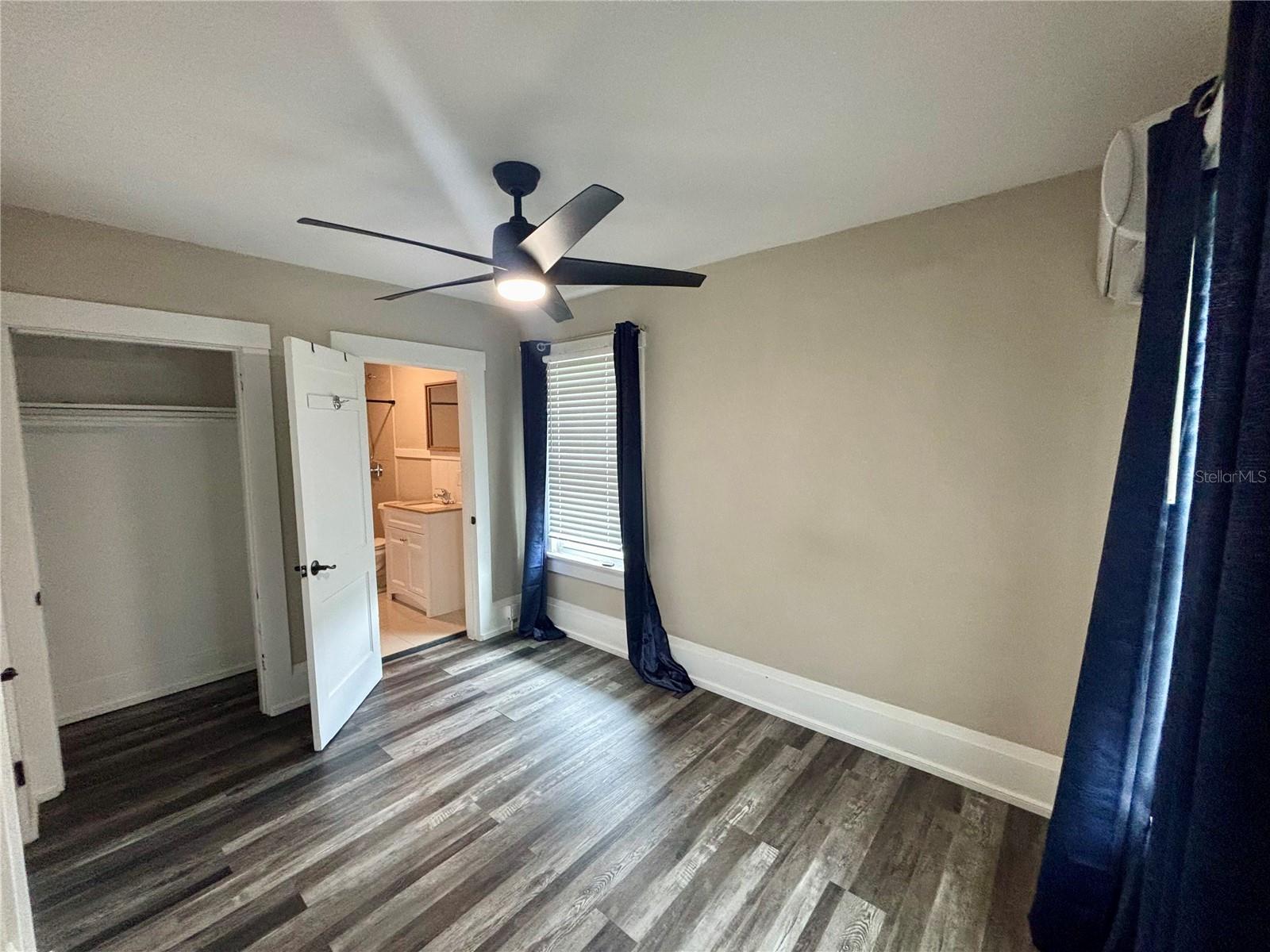 LAKE VIEW SUB - Residential Lease