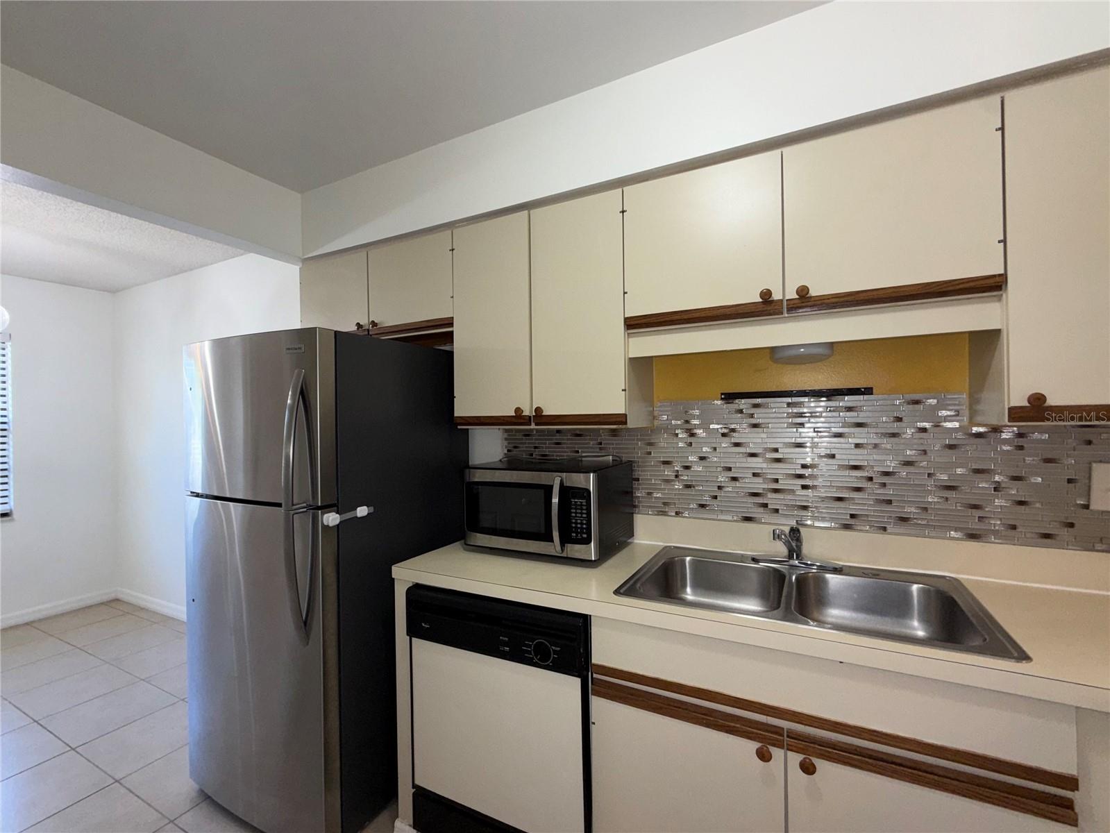 CARIBBEAN VILLAS CONDO PH A-F - Residential Lease