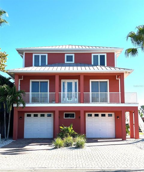Single Family Residence in APOLLO BEACH FL 1421 APOLLO BEACH BOULEVARD.jpg