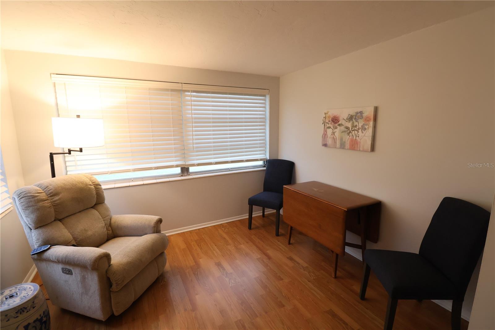 PARKWAY VILLAS - Residential