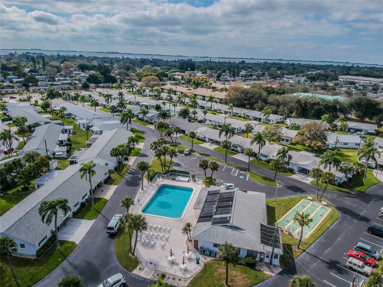 PARKWAY VILLAS - Residential