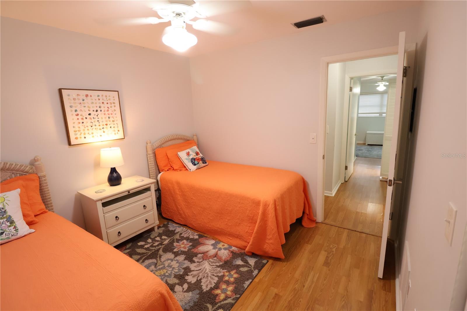 PARKWAY VILLAS - Residential
