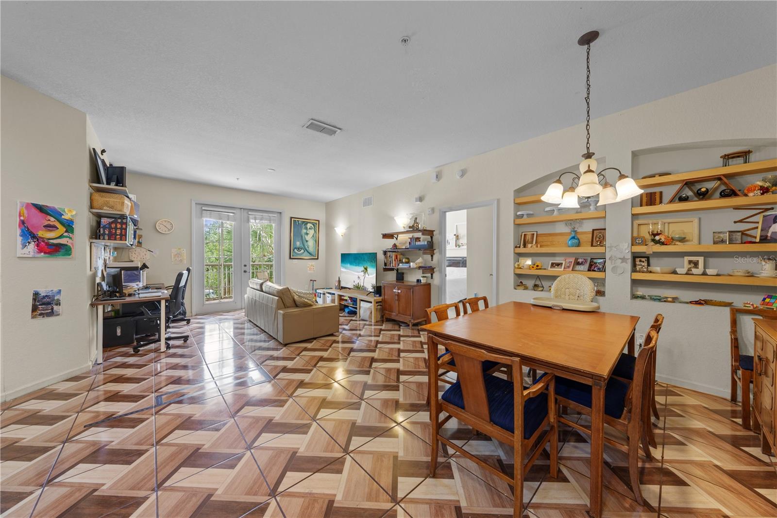 3341 WHITESTONE CIRCLE 203