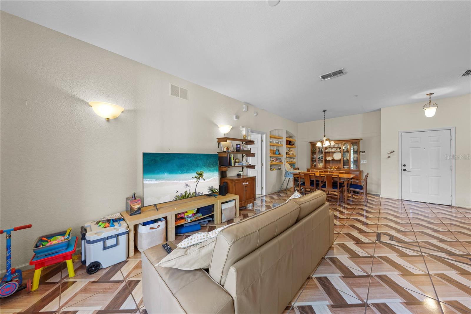 3341 WHITESTONE CIRCLE 203