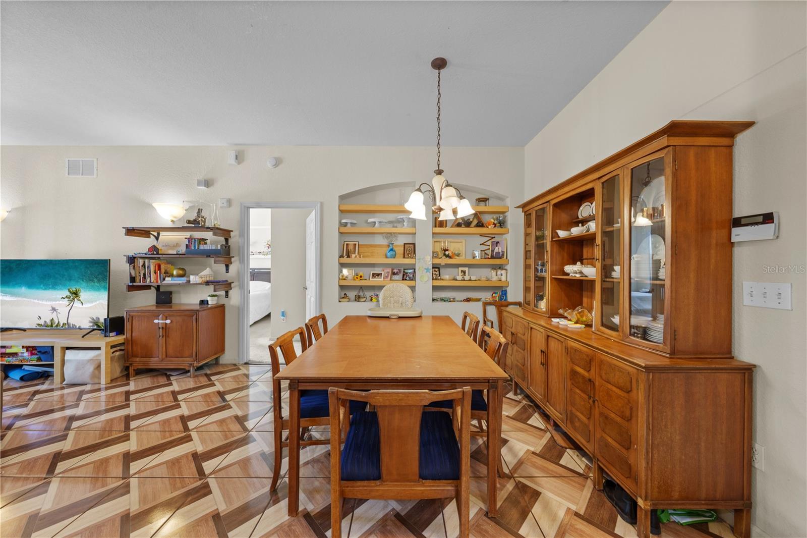 3341 WHITESTONE CIRCLE 203