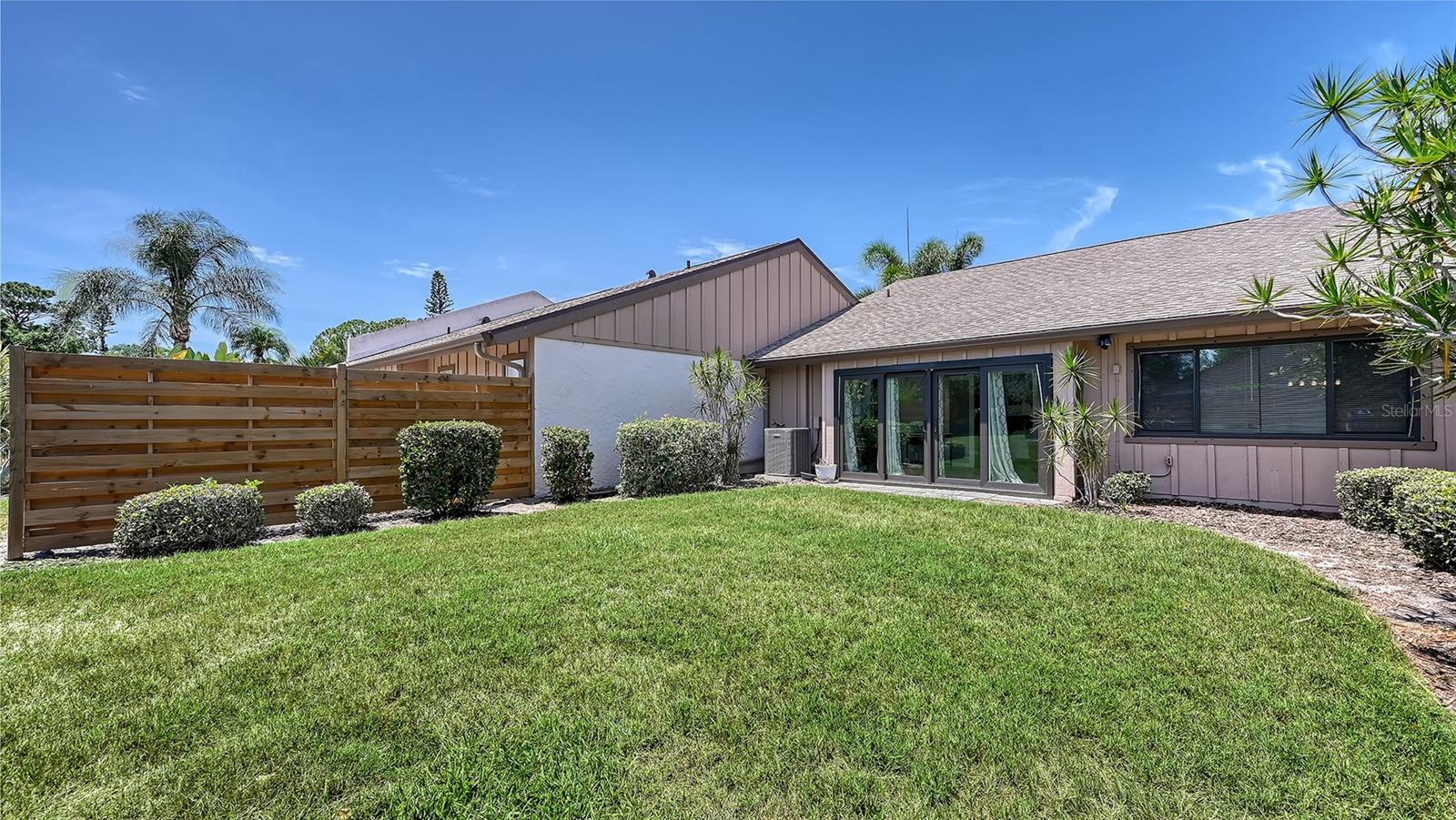 VILLA GARDENS - Residential