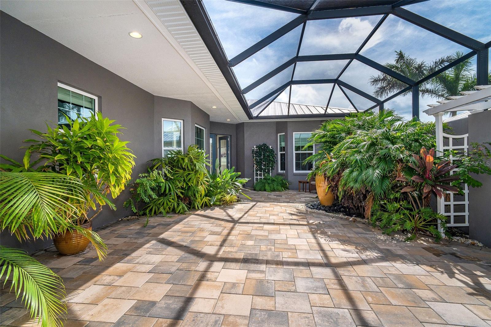 10487 COQUINA COURT