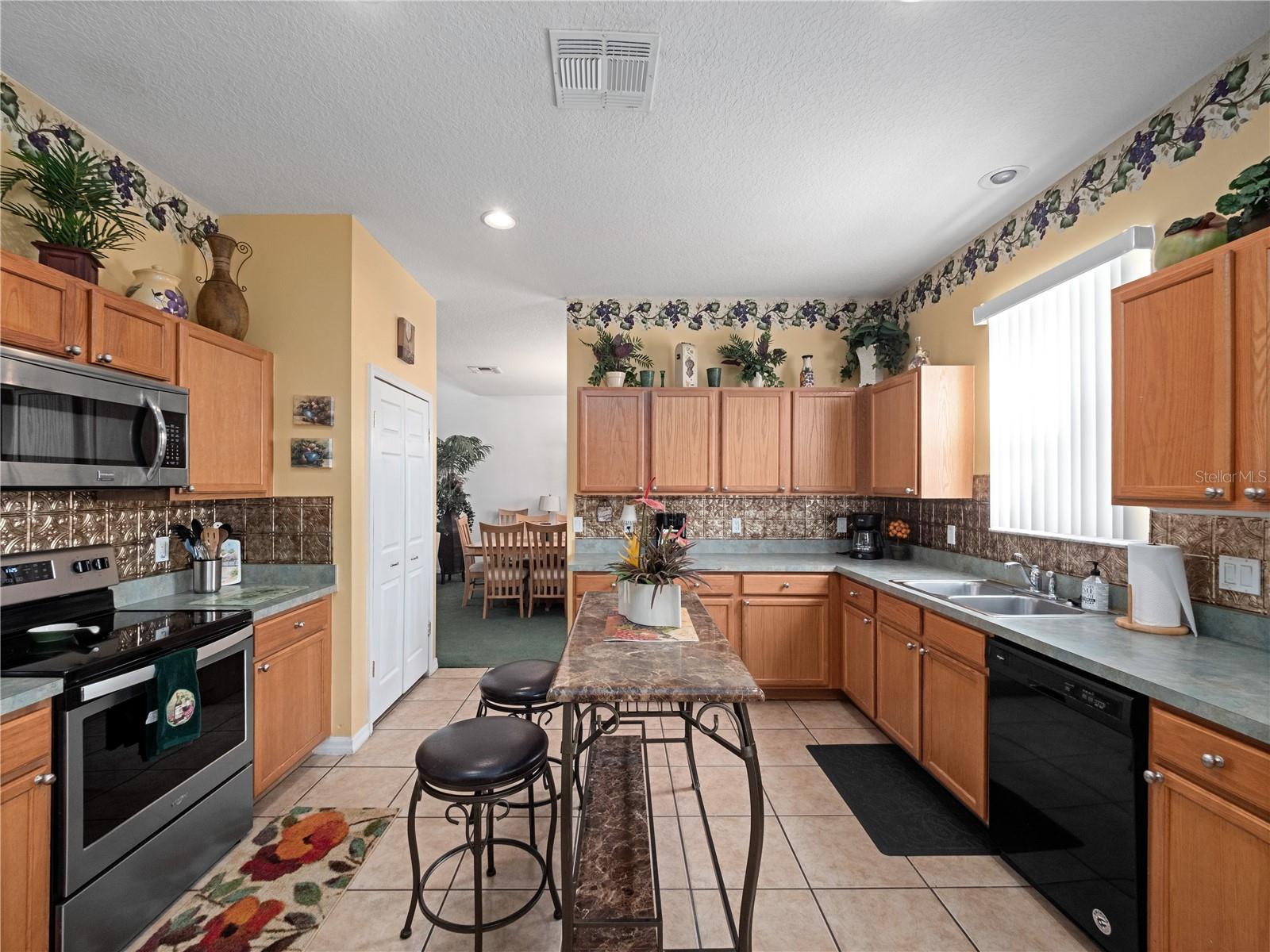 WILDFLOWER RIDGE - Residential