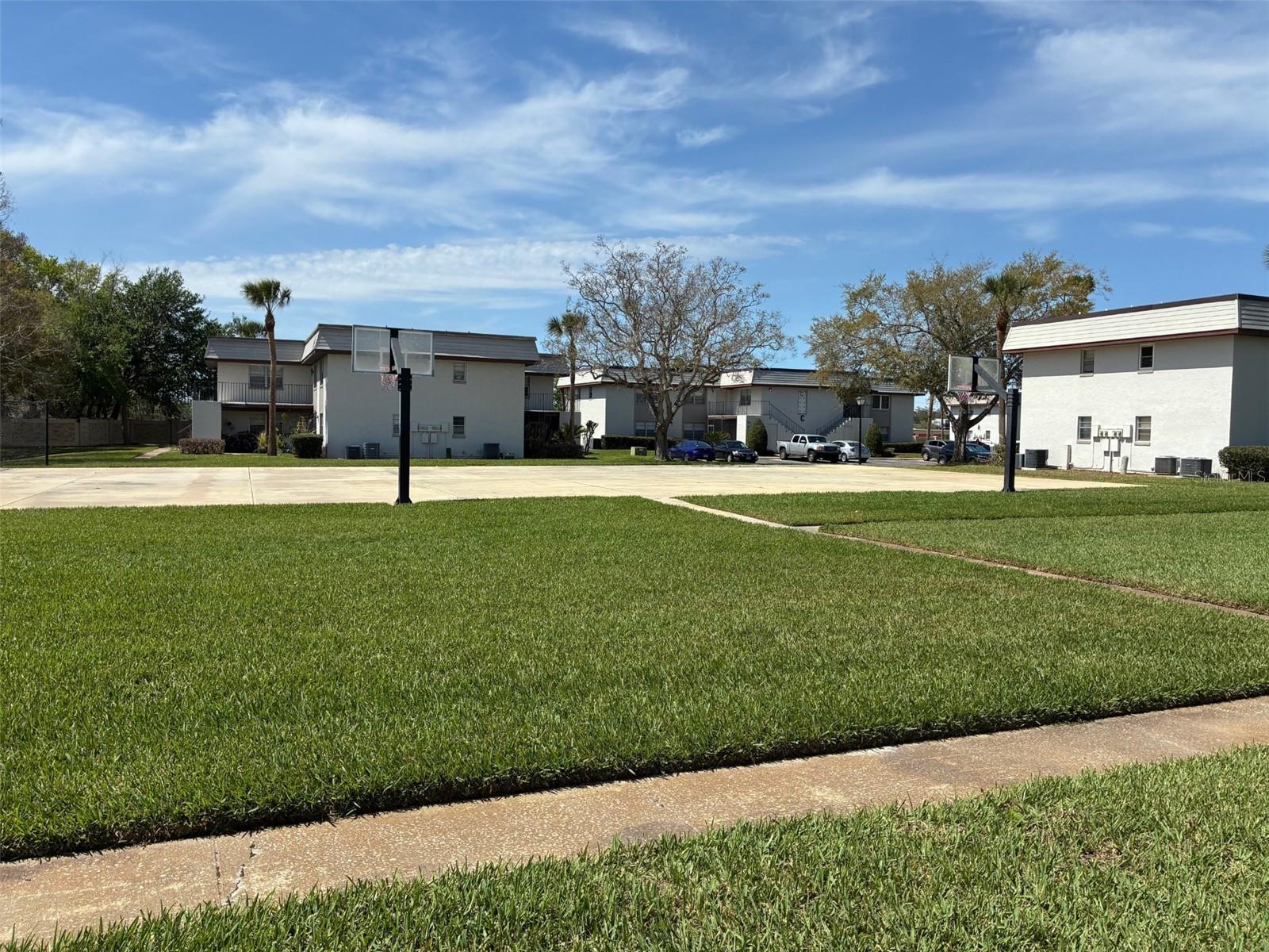 WINDTREE GARDENS CONDO PH 06 - Residential Lease