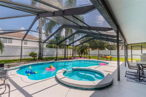 A home in WINTER HAVEN