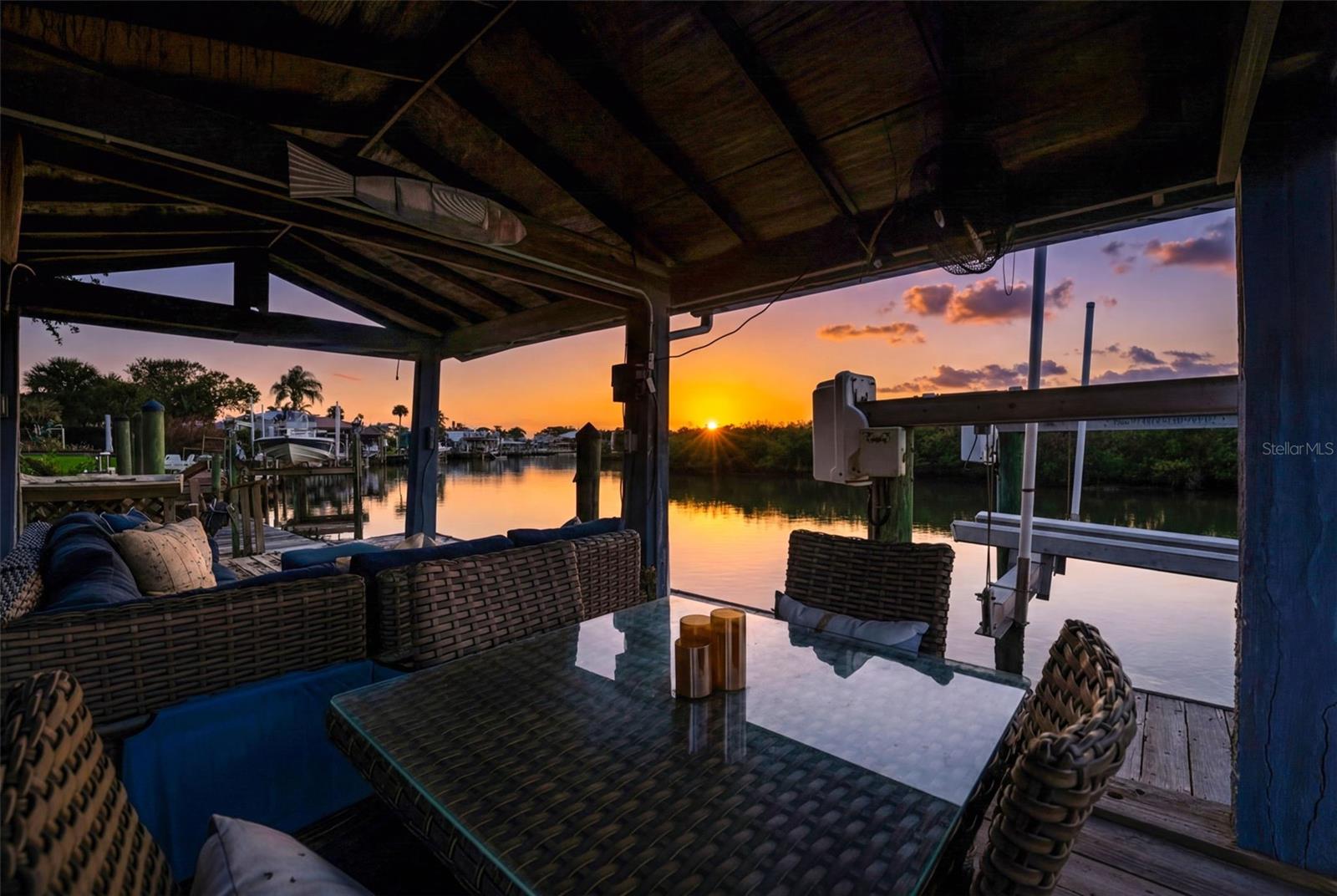 VENEZIA UNIT 02 - Residential