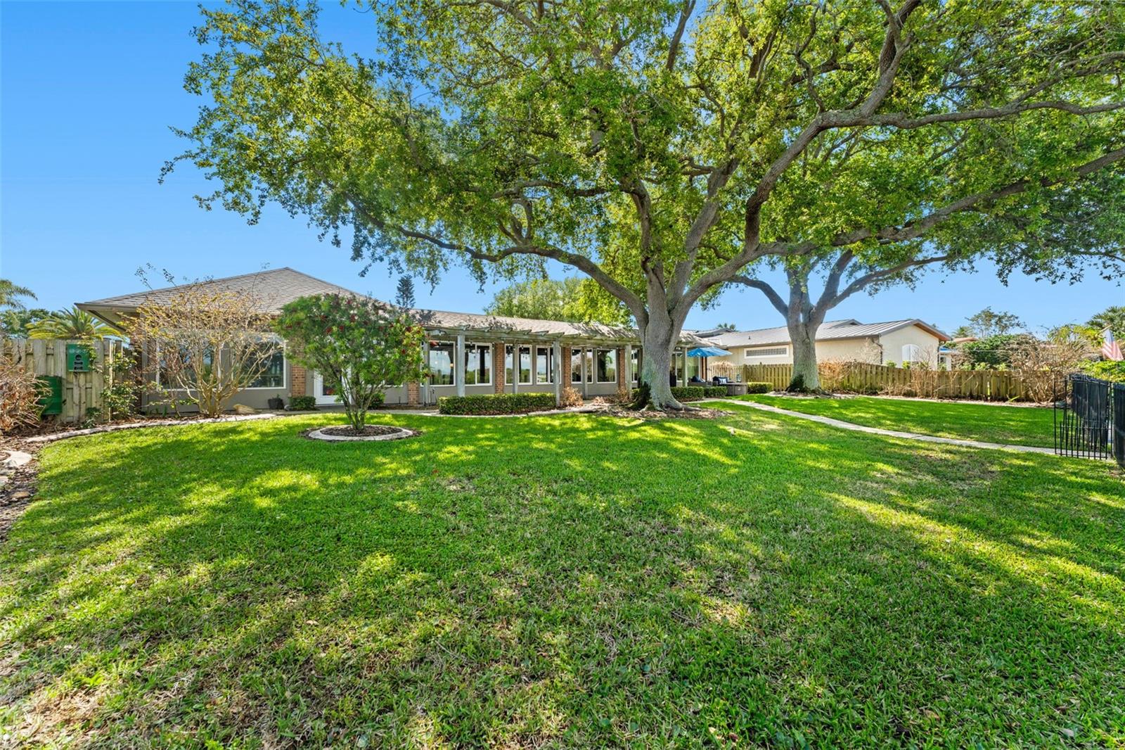 VENEZIA UNIT 02 - Residential