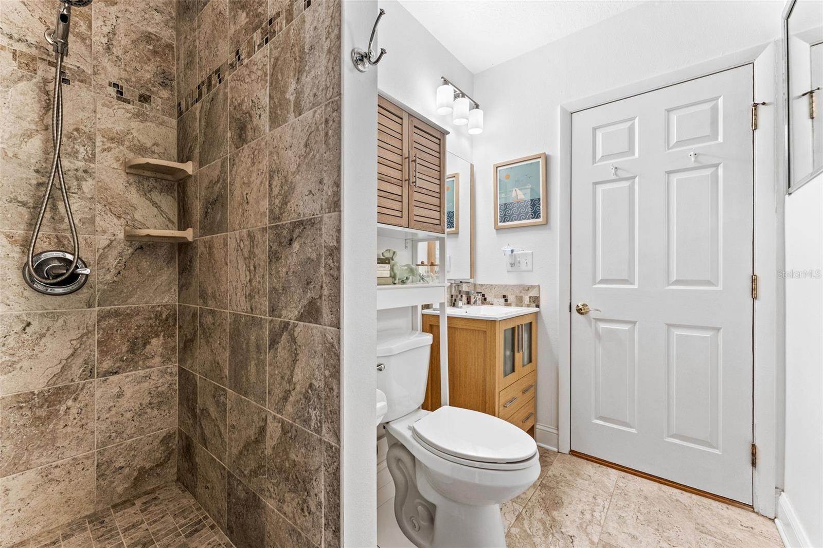 VENEZIA UNIT 02 - Residential