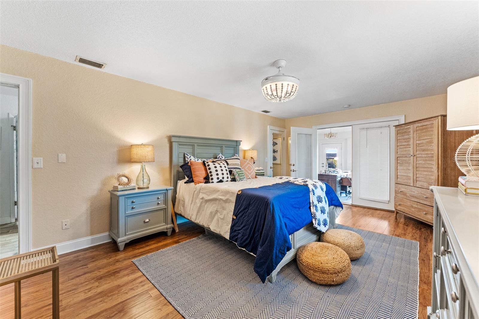 VENEZIA UNIT 02 - Residential