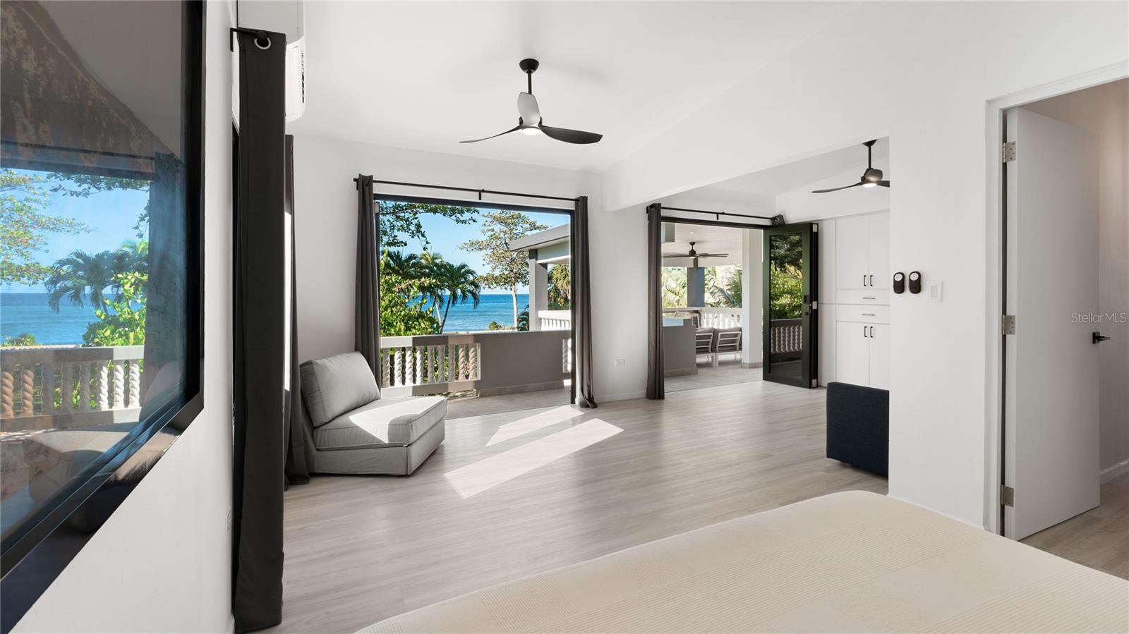 BARRIO ENSENADA - Residential