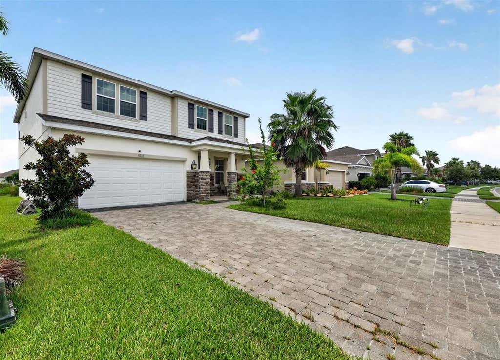 Photo of 6541 Devesta Loop, Palmetto, FL 34221 (MLS # A4701365)