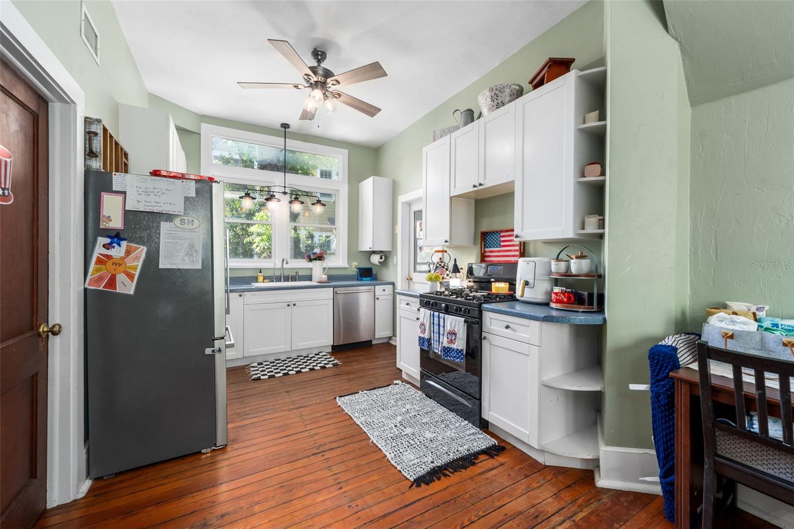 GAINESVILLE BRUSH ADD TO- - Residential