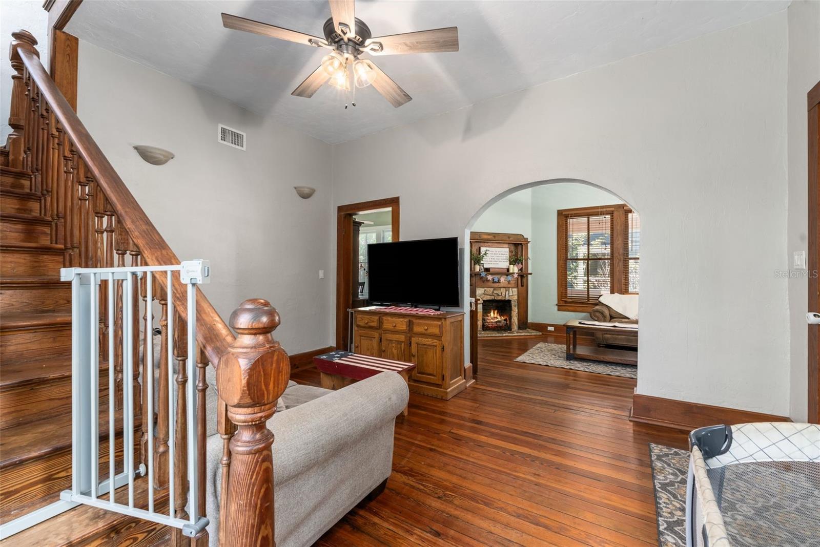 GAINESVILLE BRUSH ADD TO- - Residential