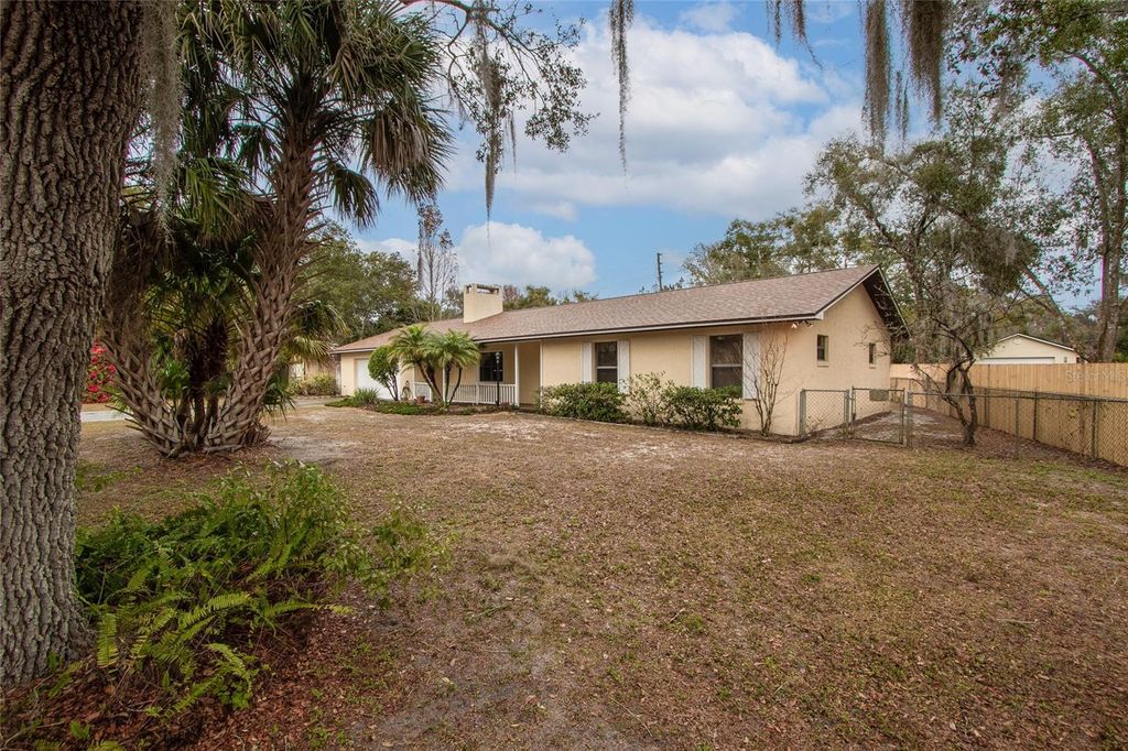 Photo of 2626 Mcdonald Terrace, Mount Dora, FL 32757 (MLS # O6377228)