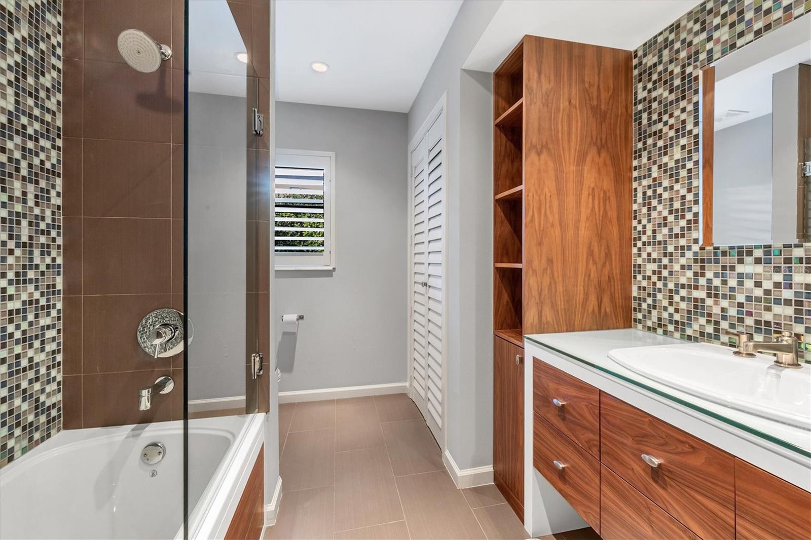 BIRD KEY - Residential