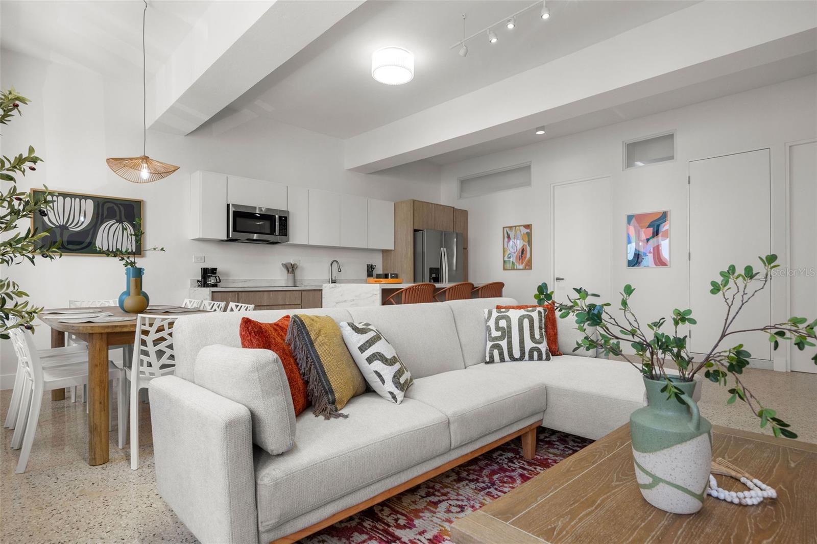 MIRAMAR - Residential