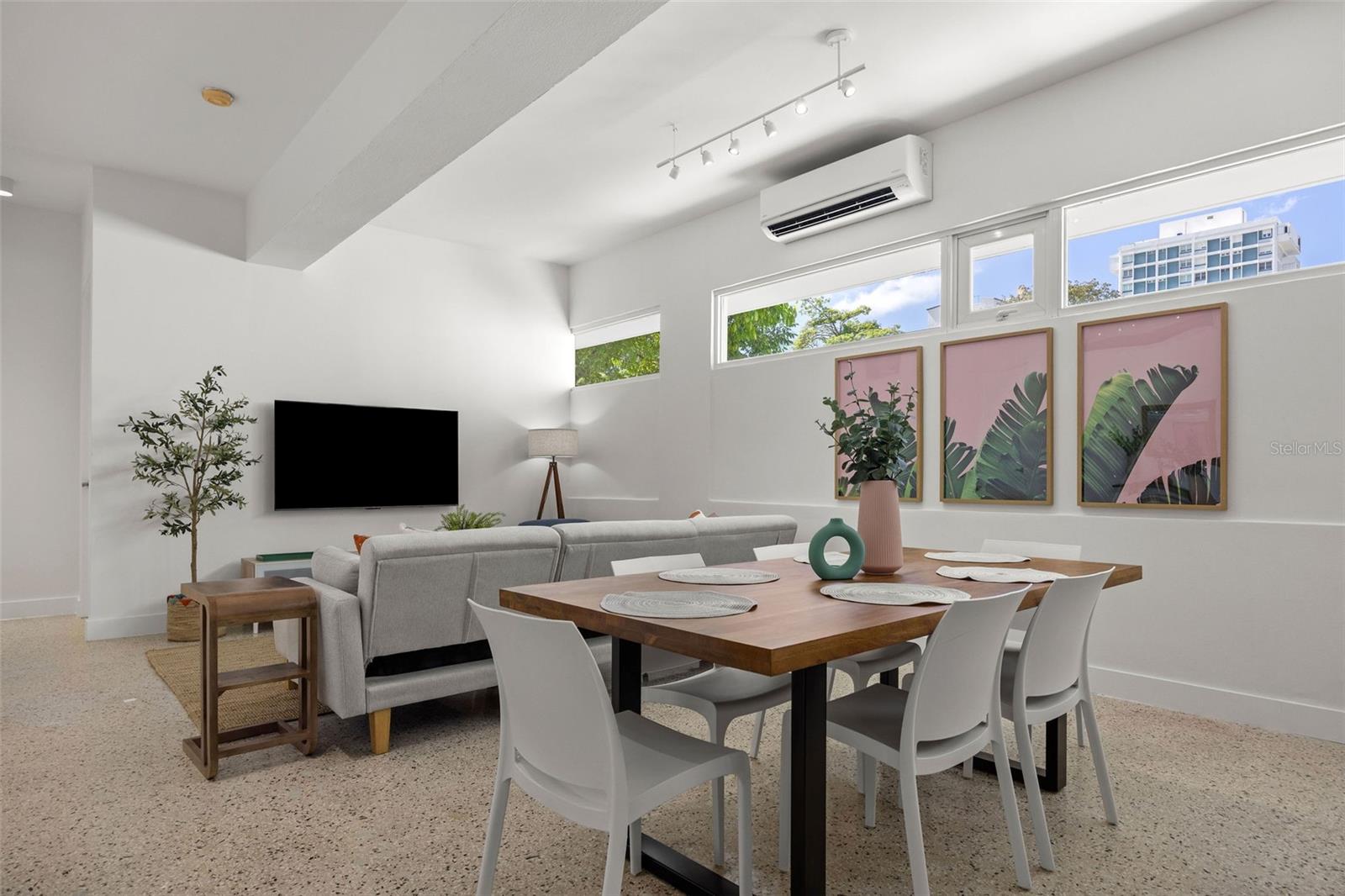 MIRAMAR - Residential