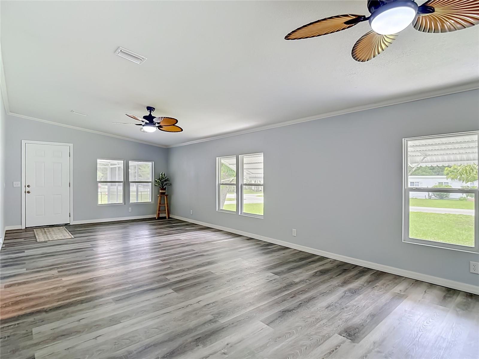 PARKWOOD ACRES - Residential