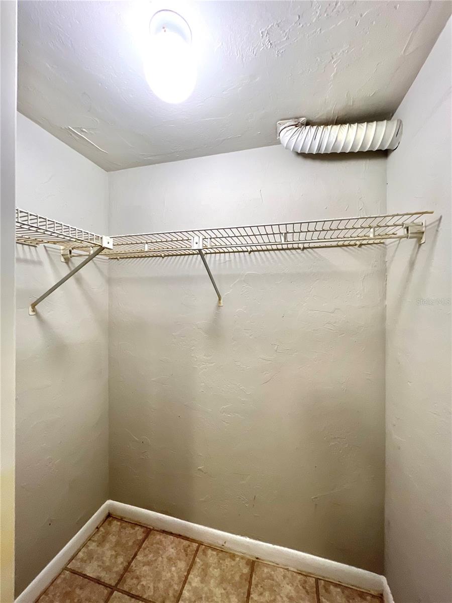 TREEHOUSE VILLAGE - Residential